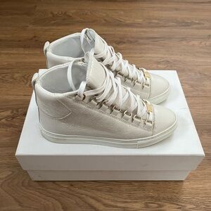 Balenciaga Arenas